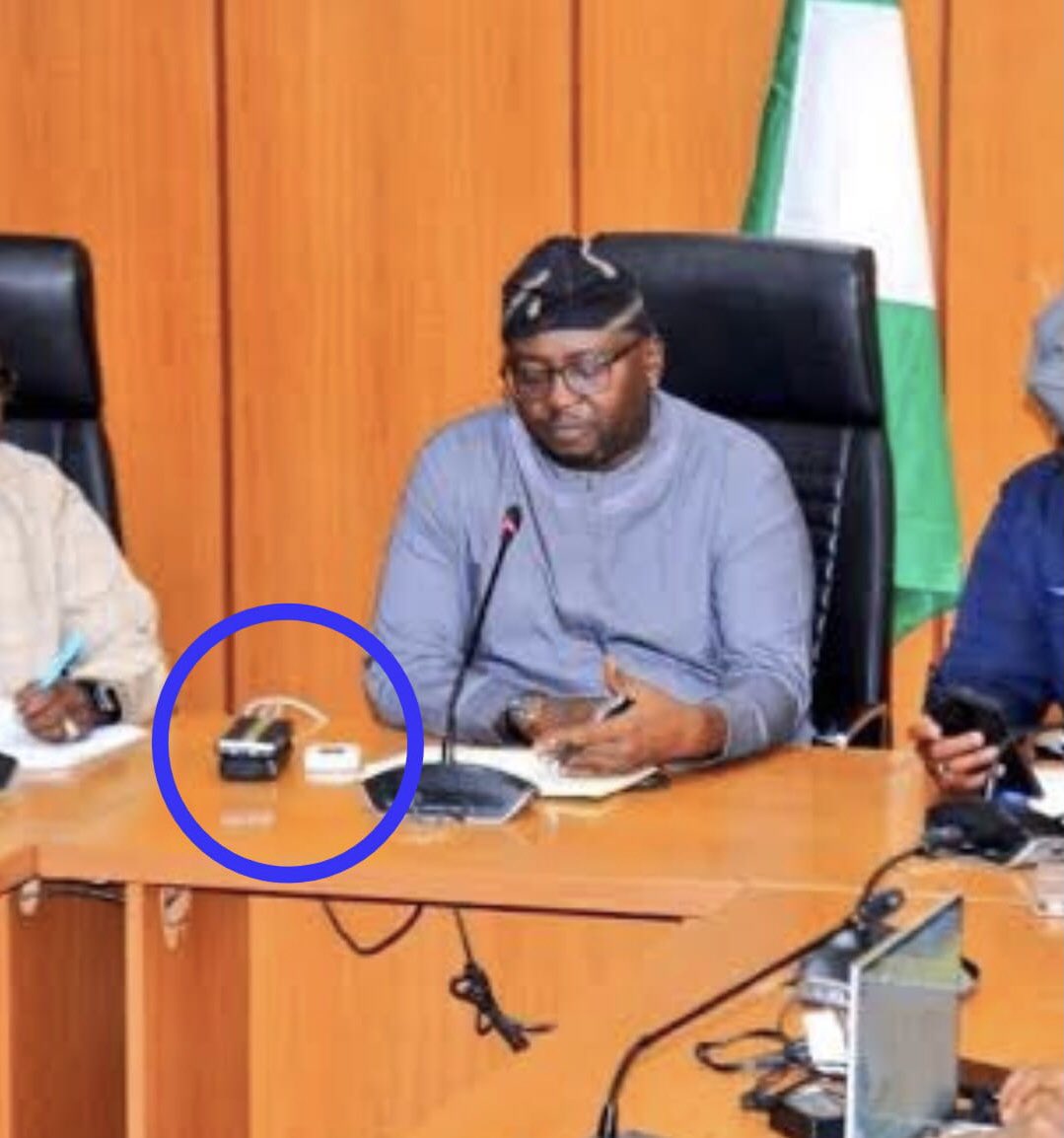 Minister for power de use power bank 😭