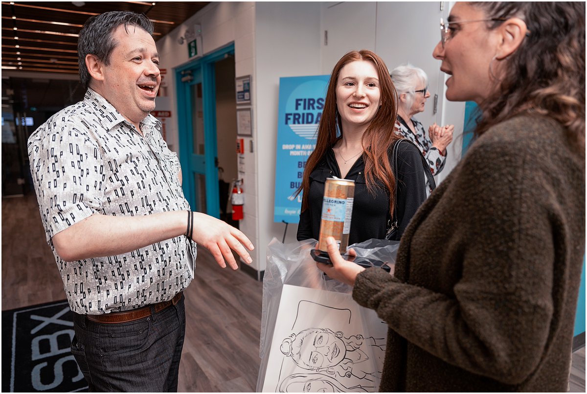 CreativeBarrie tweet media