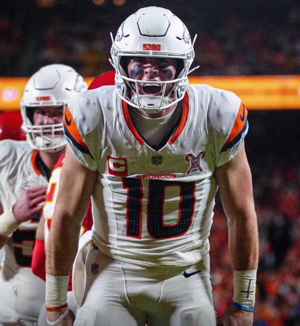 Happy birthday to our glorious king, Bo Nix

Thank you for reviving this franchise and bringing back the Broncos football we all know and love

A fan base that was eager to find a hero to save us, and you have taken us back to the winning ways we were once used to

HBD 🔟