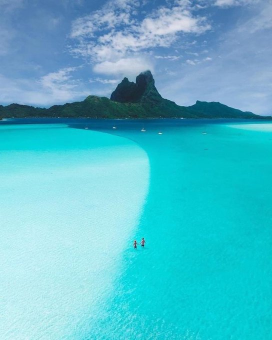 Travitinerary's tweet photo. Bora Bora https://t.co/gRltjPiuy9