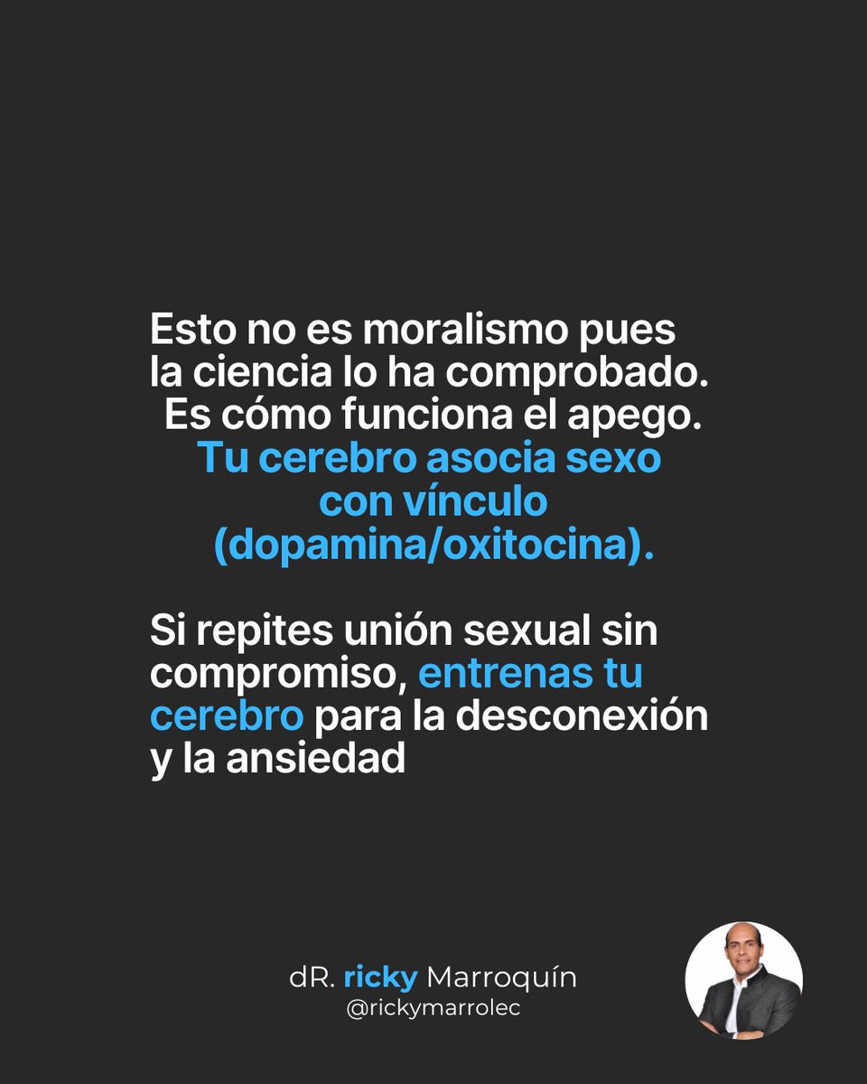 rickymarrolec's tweet photo. No, ese sexo no fue “casual”. Fue conexión.
Y una conexión que va más allá de lo que imaginas.
Cada vez que te entregas sin pacto y sin compromiso,
tu alma paga la factura después (siempre).

Lo llamas “placer”, pero muchas veces es vacío disfrazado.
Lo llamas “libertad”, pero terminas con más ataduras.
Lo llamas "nos amamos" pero el amor es paciente, espera y respeta.

La Biblia no lo dice por control, lo dice por amor:
“Huyan de la inmoralidad sexual…” (1 Corintios 6:18)

Si ya lo viviste: no estás condenado.
Pero si quieres sanar, deja de normalizar lo que te está rompiendo.
Deja de aceptar lo que en tu conciencia ya sabes que no está bien.
Deja de huir de la voz de Dios en tu interior.

Pregunta directa:🙄
¿De verdad quieres paz… o solo otra noche para no sentir?