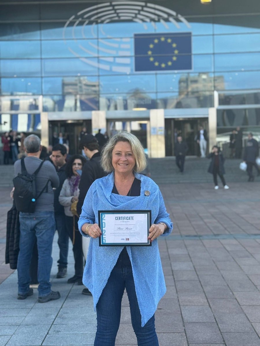 Stine Bosse / Christine tweet media