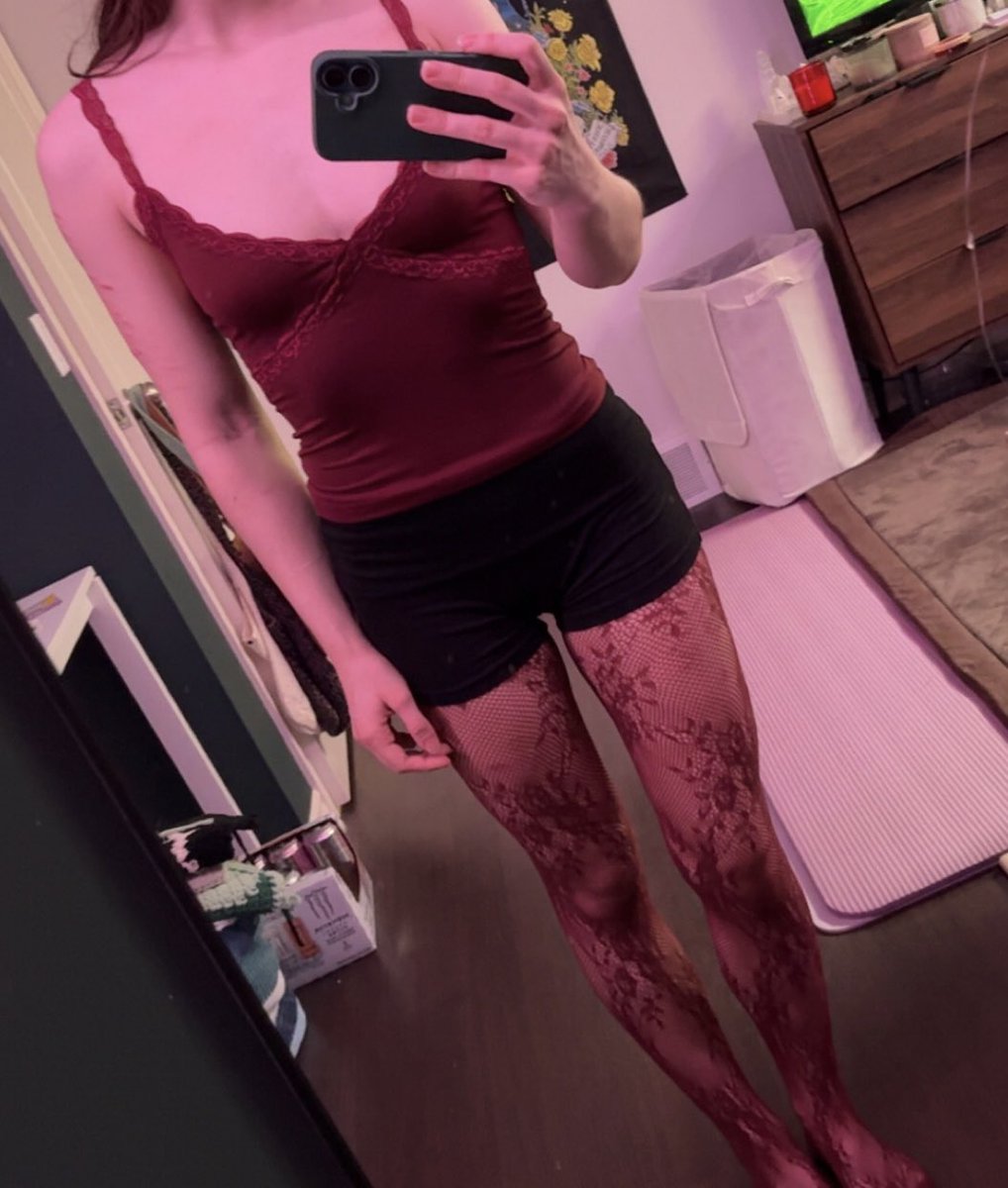 i’m incapable of taking a pic that doesn’t look awkward but i got new tights so i got dressed cute with nowhere to go