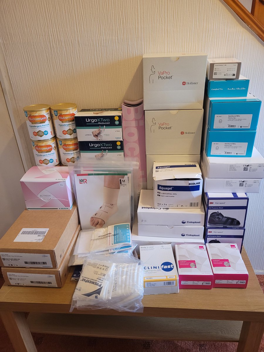 BurdenIn2Action's tweet photo. We are very grateful to individuals and a local pharmacy that have recently donated lots of mobility aids, Tena pads and medical consumables. They will be sent to Ukraine on our next shipment, scheduled for Sunday 1st March! https://t.co/KmeNCVtgEU