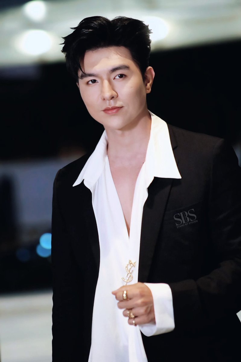 stevenlimex_usa's tweet photo. Steven Nguyen in a latest campaign from YSL Beauty Vietnam 2026
*Steven Nguyen x YSL is GOD’s creature!!!*
#YSLBeautyVN #StevenNguyen
#YSLLIBRE #LIBRE #YSLLIBREBerryCrush https://t.co/Jkjegjl45Y