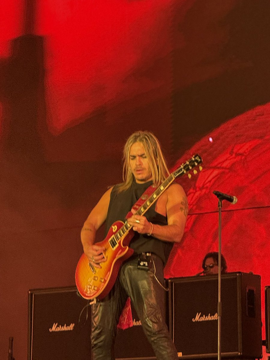 _Sofifloresss's tweet photo. @AIRBAGoficial https://t.co/69xIUohBmV