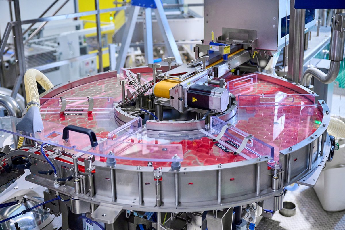 KronesAG's tweet image. This one may not sort out all your problems, but it sure can sort out your caps.🧴
(No cap frfr! 🧢)

⬇️Know the name? Tell us in the comments! ⬇️

#Krones #KronesAG