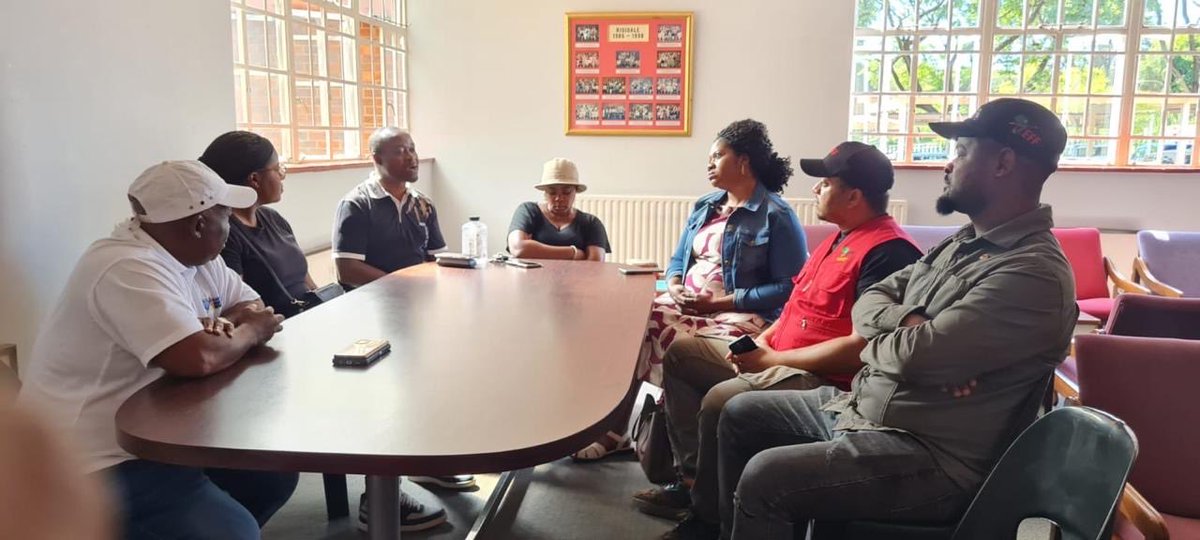 EFFJHB_B's tweet photo. TODAY’S MEETING OUTCOME: RISIDALE PRIMARY SCHOOL

EFF Subregion B, led by Chairperson Fighter Tokologo Mbalo &amp; Treasurer Fighter Thokozani Maziya, met today with Principal Mr Kruger, IDSO Thabang Modise &amp; the SGB regarding the 2 February sexual assault of a 5yo by an 8yo. https://t.co/2gfaUUKqH5