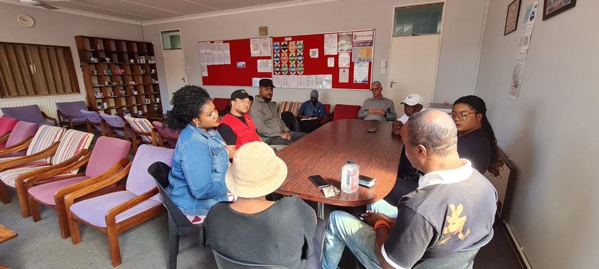 EFFJHB_B's tweet photo. TODAY’S MEETING OUTCOME: RISIDALE PRIMARY SCHOOL

EFF Subregion B, led by Chairperson Fighter Tokologo Mbalo &amp; Treasurer Fighter Thokozani Maziya, met today with Principal Mr Kruger, IDSO Thabang Modise &amp; the SGB regarding the 2 February sexual assault of a 5yo by an 8yo. https://t.co/2gfaUUKqH5