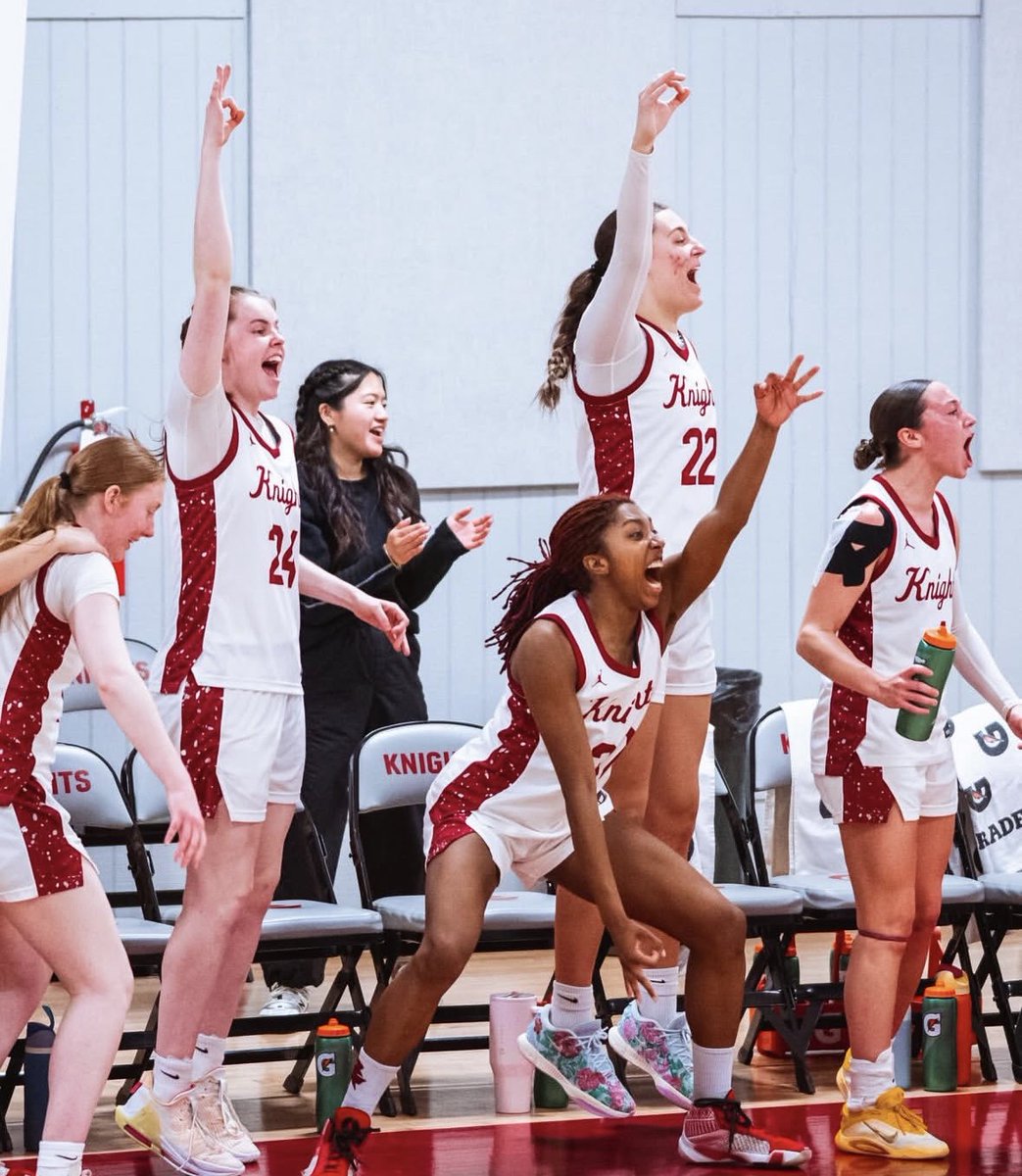 knight_ftbl's tweet photo. Congrats to both our Men's &amp; Women's Basketball TEAMS on advancing in the @usa_south Tournament!!  

So many great things happening at Southern Virginia!

KnightsUP ⚔️ https://t.co/Mc3fsFpFnX
