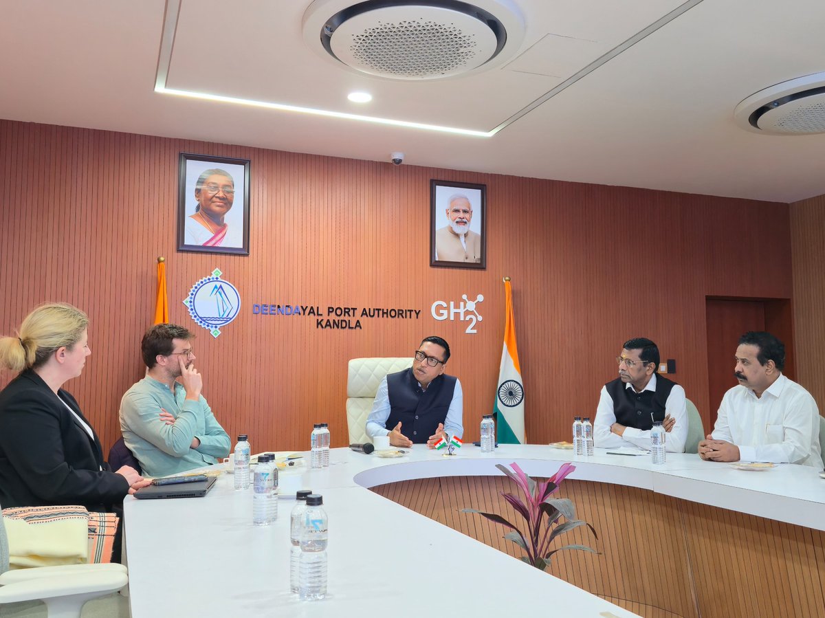 Deendayal Port Authority, Kandla tweet media