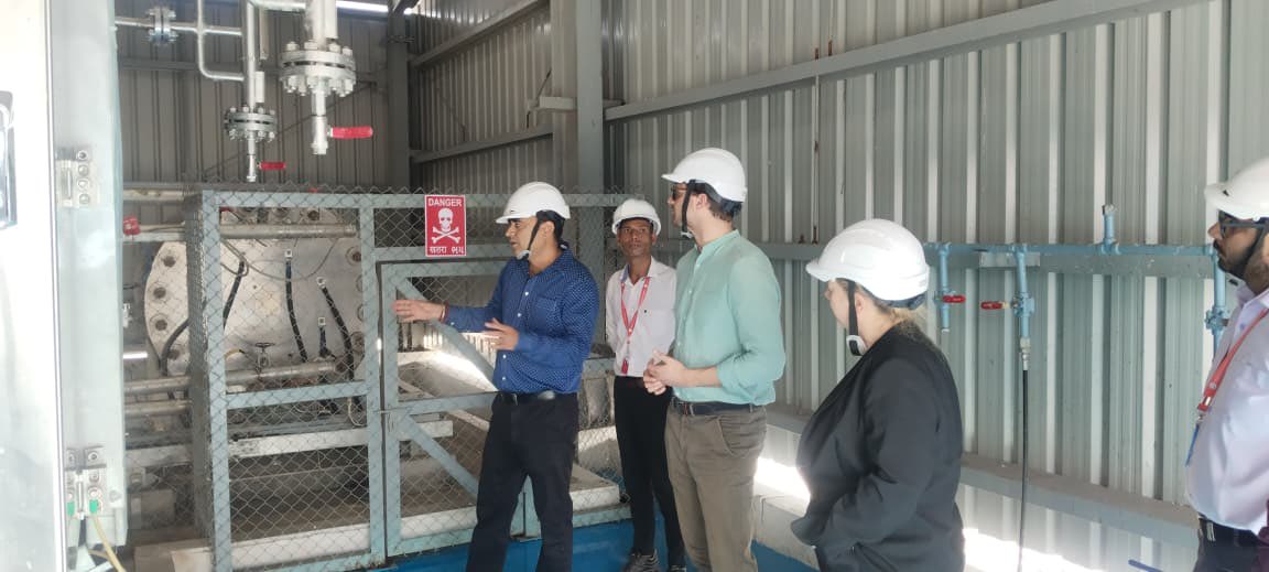 Deendayal Port Authority, Kandla tweet media