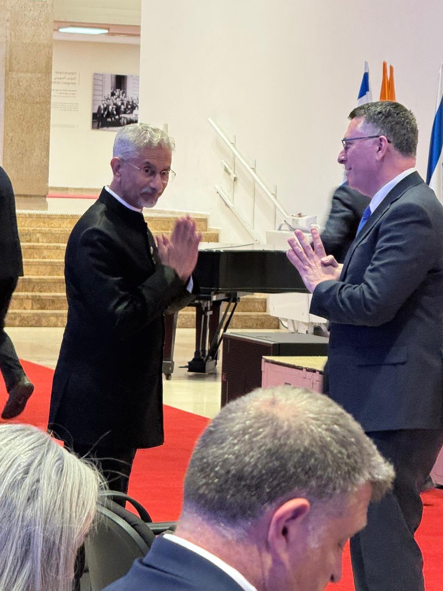 Gideon Sa'ar | גדעון סער tweet media