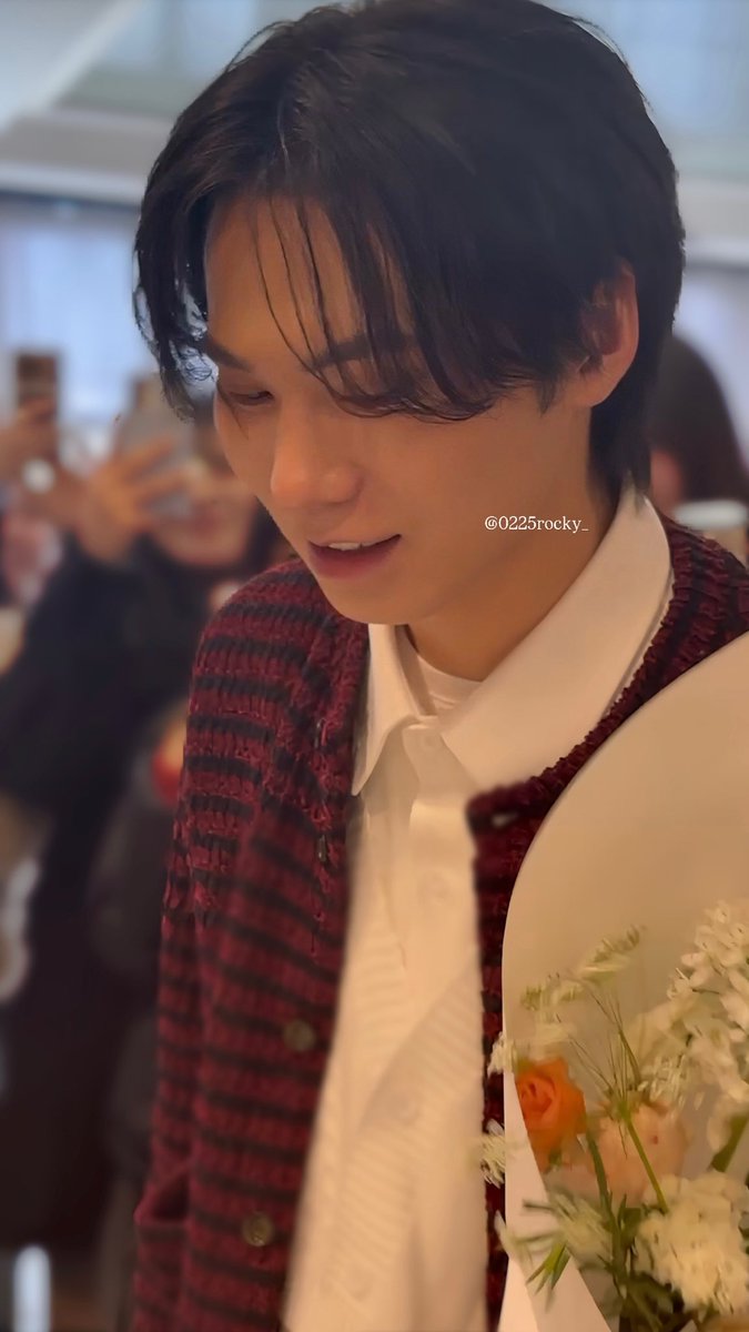 0225rocky_'s tweet photo. 260225

라키오빠 생일 축하해ദ്ദി＞ᴗ＜)
오랜만에 만나서 반가워🥹♡

@p_rockyent  #rocky   #라키 https://t.co/hTdqGGWfEd