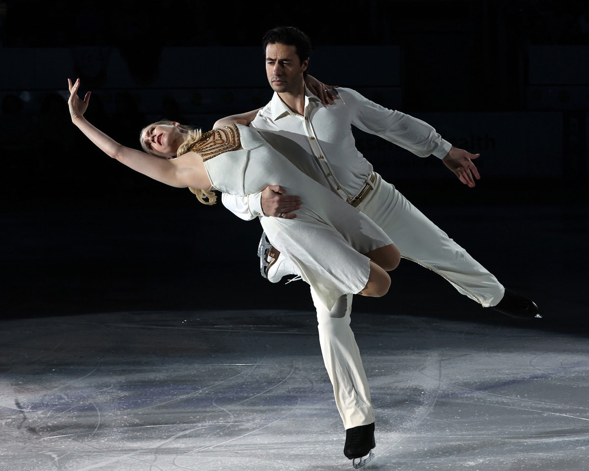 Stars on Ice tweet media