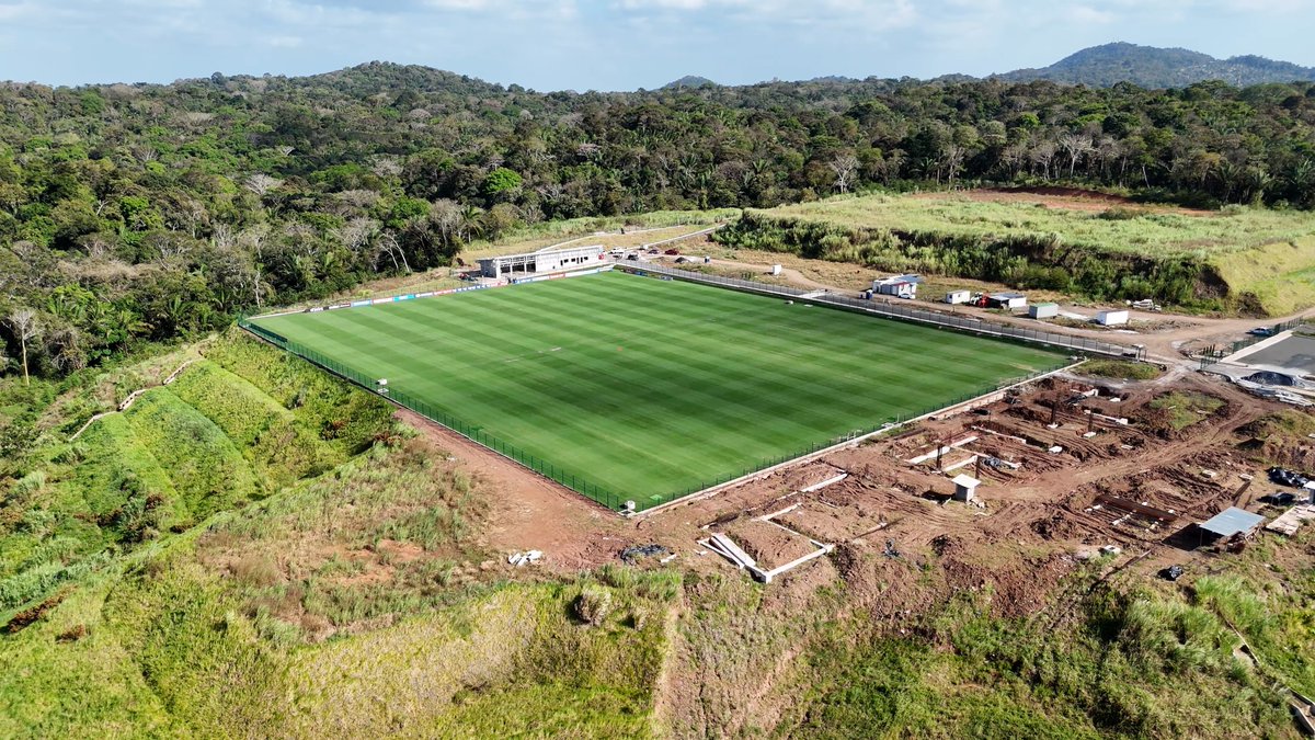 fifacom_es's tweet photo. 🇵🇦 Los progresos del fútbol en Panamá gracias al Programa #FIFAForward
➡️ La @fepafut ha presentado su Centro de Alto Rendimiento
➡️ La selección absoluta masculina disputará este verano la @fifaworldcup_es
➡️ La selección sub-17 confirmó su clasificación para la #FIFAU17WC