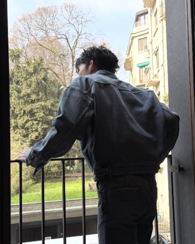 something about pond in italy hits different 🚬 

2024                                                         2026