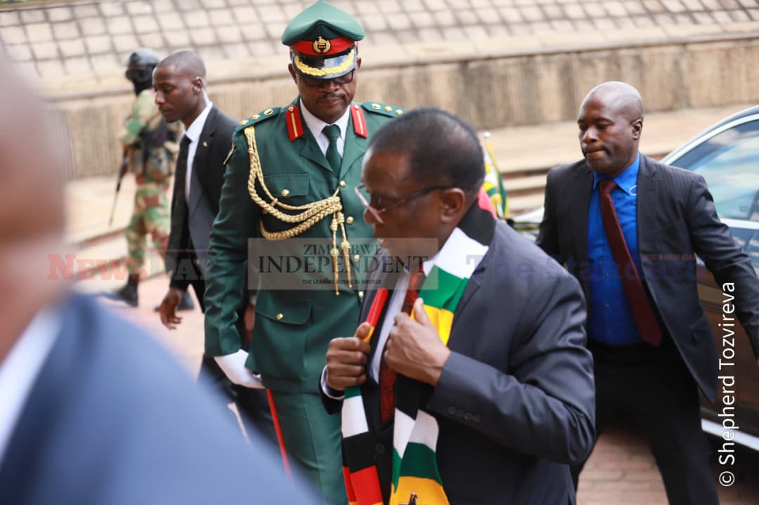 #InPictures
🔴𝐏𝐨𝐥𝐢𝐭𝐛𝐮𝐫𝐨 𝐢𝐧 𝐩𝐢𝐜𝐭𝐮𝐫𝐞𝐬
PRESIDENT Emmerson Mnangagwa has urged his party members and departments to intensify efforts in mobilisation, entrepreneurship and  effective implementation of national strategies to reinforce grassroots strength and unity.