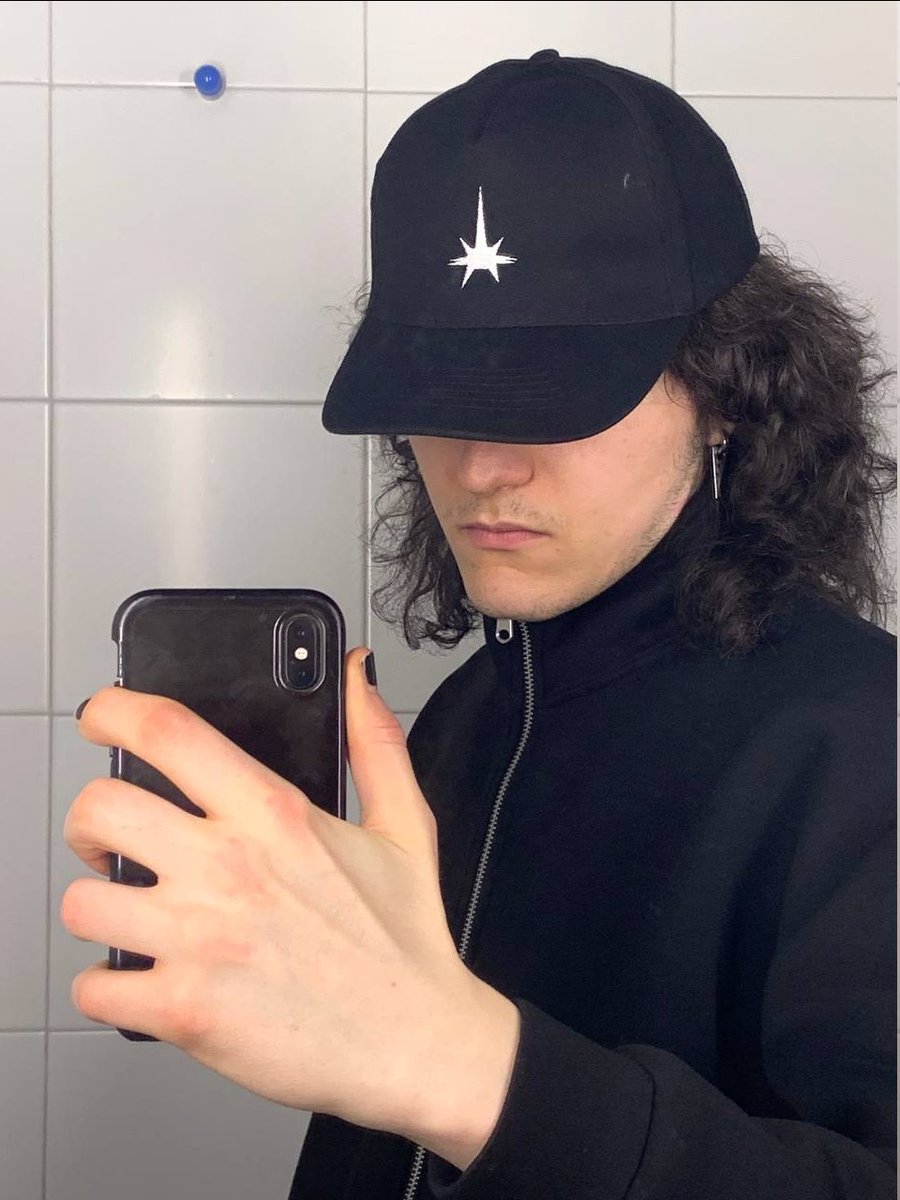 TENEMOS NUEVO MERCH
Camisetas nucleares y gorras con la ESTRELLA
Estarán disponibles en nuestros conciertos!!!
quedan 💽CDs también
