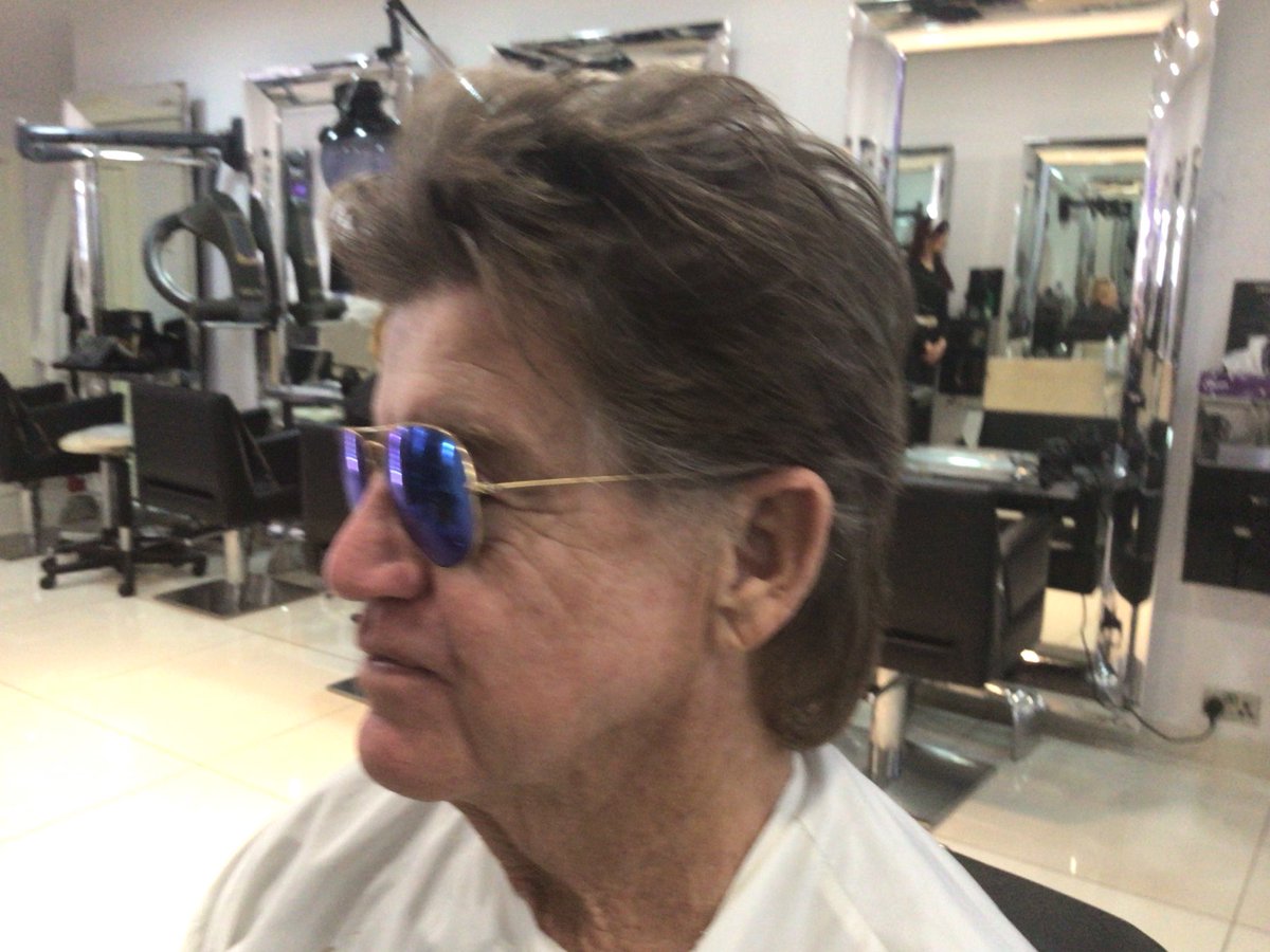 Robin Askwith tweet media