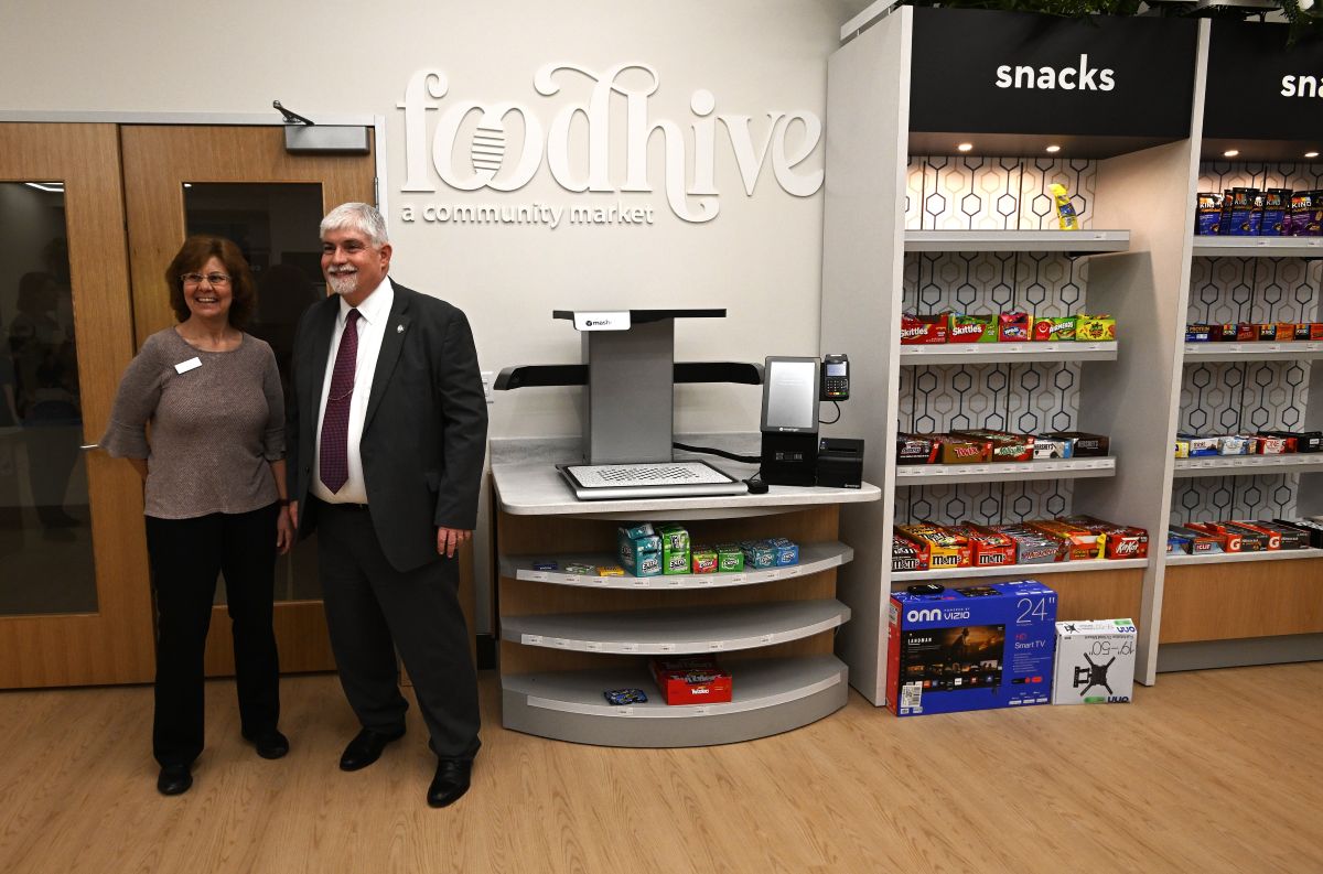 University of Southern Indiana tweet media