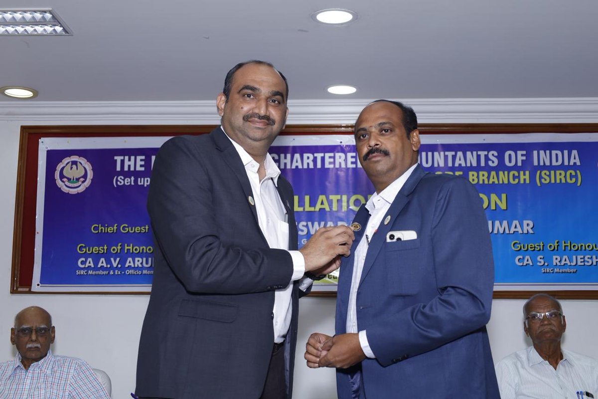 casakthi_erd's tweet photo. Grateful and honoured to take charge as the 38th Secretary of the Erode Branch of SIRC of ICAI. Thankful for the trust placed in me. Committed to working for the growth of our members and the profession. https://t.co/s44bAtR7b2