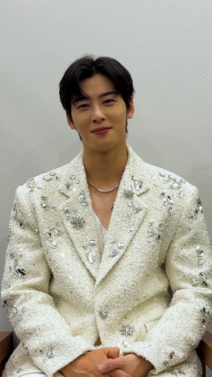 We see you. We hear you. We're grateful for you.

We are carefully monitoring everything related to the well-being of #CHAEUNWOO Our voices will echo across the world. We demand nothing more than justice and respect for #leedongmin

FOREVER WITH CHAEUNWOO
#차은우 #ftarefacewbr