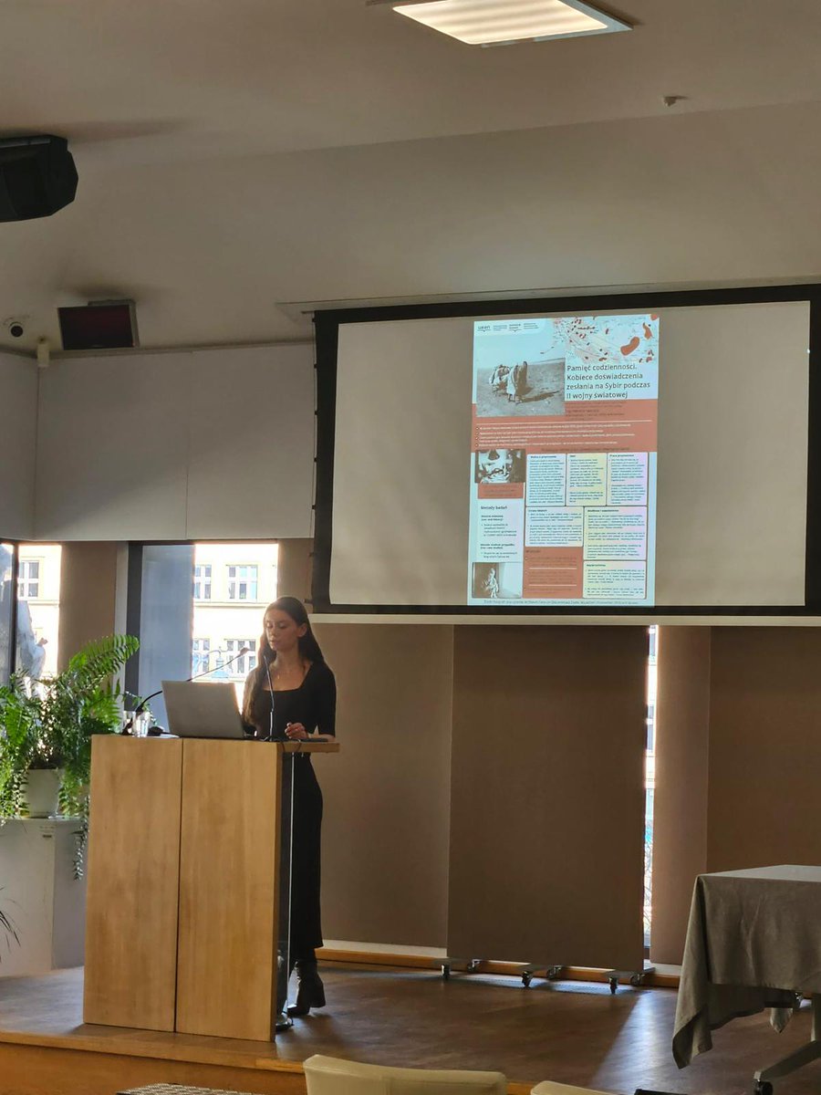 PUKDoctoral's tweet photo. On 20 Feb 2026, the conference “Unobvious Women’s Stories” was held at Pałac Krzysztofory in Kraków. Organized by UKEN in Krakow and partners, PhD students Wiktoria Zarębczan and Natalia Kaszuba presented posters on women and children deported to Siberia during WWII. https://t.co/pm5tmGq4S9