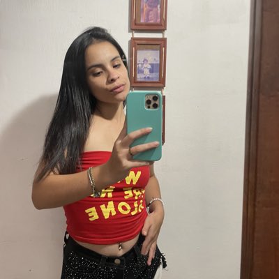 AdrianaChavez0's tweet photo. #NuevaFotoDePerfil https://t.co/BSaQBnNO0y