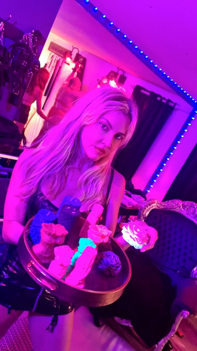 Maitresse Marquise de Cassin (Maitresse Marquise) tweet media