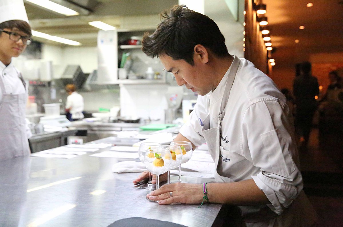 샘킴 보나세라시절 저머리 잘어울려ㅋㅋ
보나세라 여기사진 잘찍는다ㅋㅋ