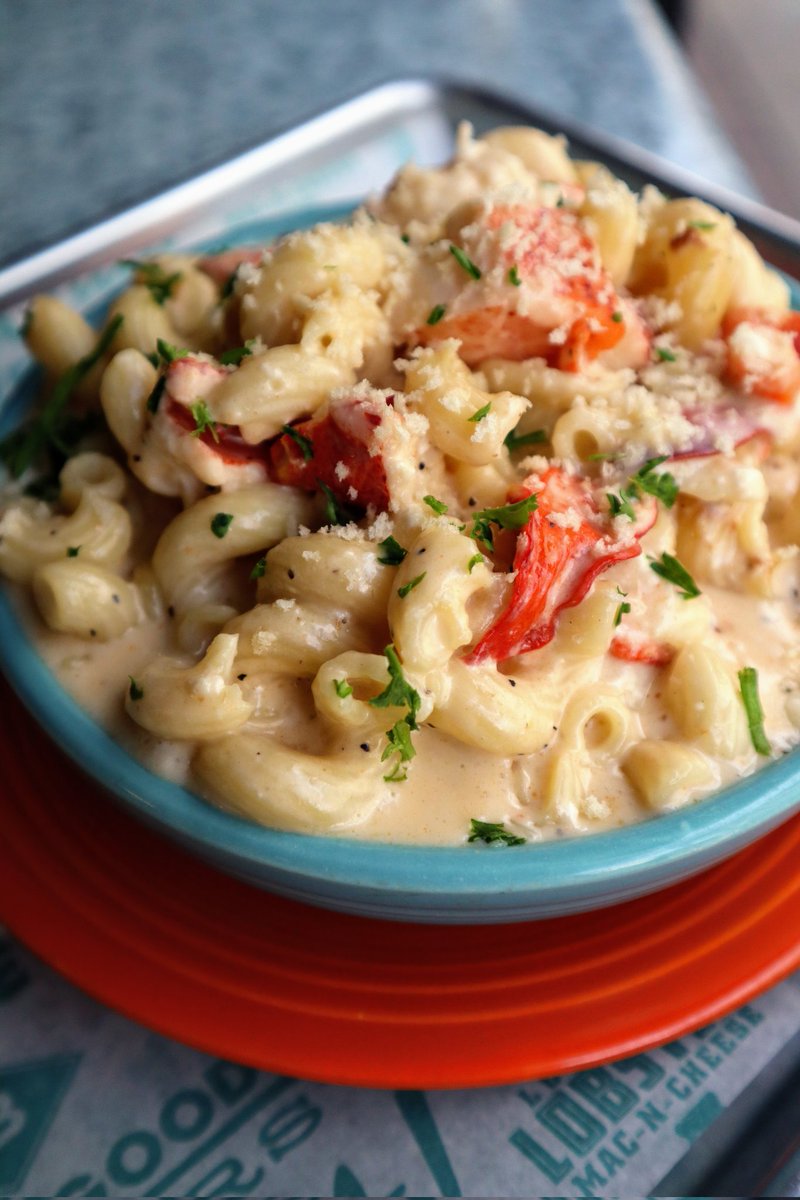Seems like a good day for some Lobster Mac n Cheese! 🦞