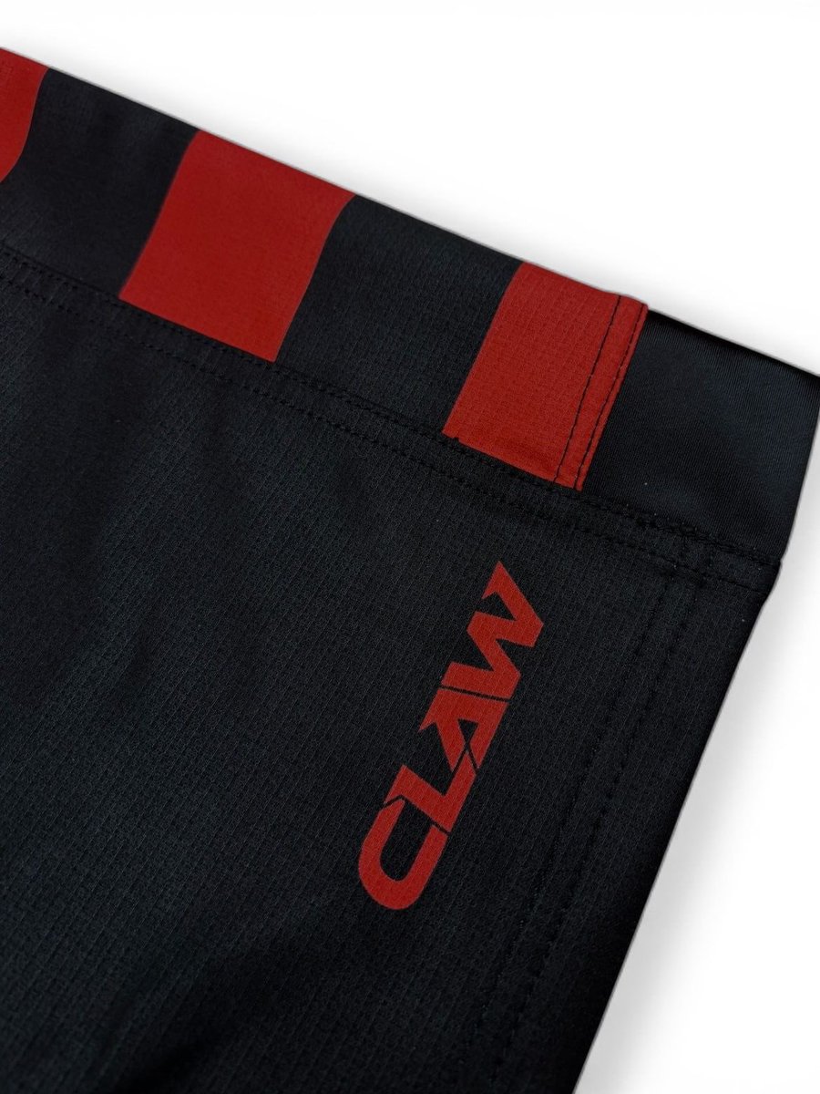 ClawTeamwear's tweet photo. Near-final prototypes of our newest rugby shorts 👀🔥
Featuring our new and improved performance fabric — lighter, stronger, and made to move. 🏉⚡️
More details coming soon. Stay tuned. 🔴⚫️
#claw #rugby #short #prototypes https://t.co/y45NmDt42r