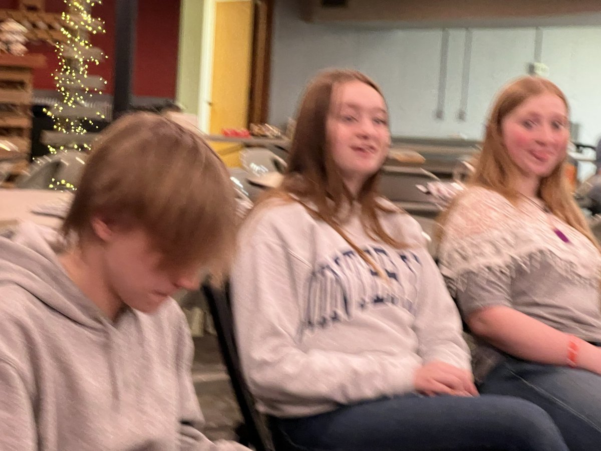 GairrettGeoff's tweet photo. Our students were a little challenged with Karaoke, but we had a great time chillin’! #csbcstudents https://t.co/eNGLmFq9WM