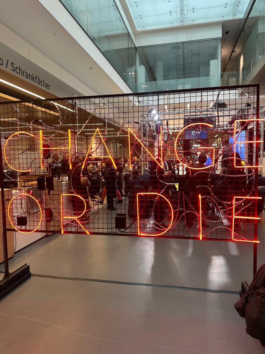 Clara Volintiru tweet media