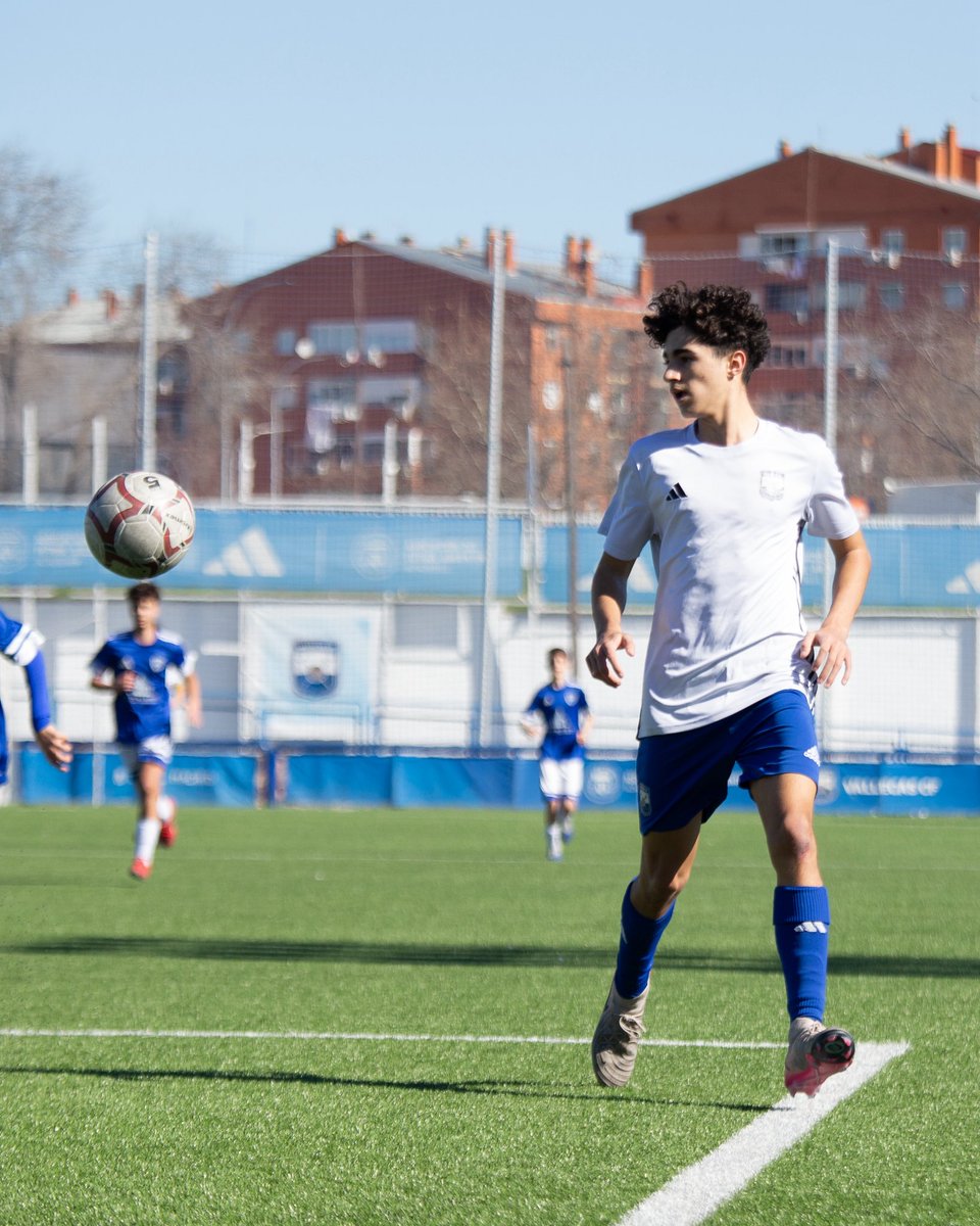 VallecasCF's tweet photo. Más imágenes del fin de semana en Nuestra Señora de la Torre 📷⚽

#VamosVallecas 🔵⚪ https://t.co/fsoNnXBA5B