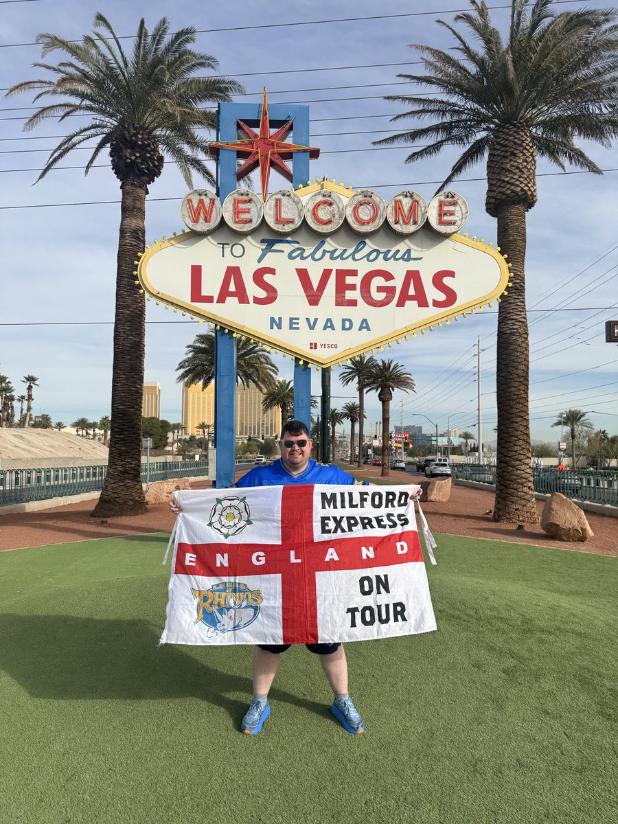 lukecrossfield's tweet photo. #RhinosinVegas https://t.co/azpCHhfjsp