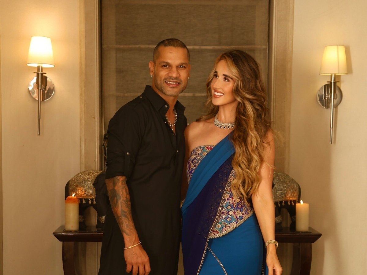 NewsAlgebraIND's tweet photo. BIG NEWS 🚨 Delhi Court orders Shikhar Dhawan’s ex-wife to return about ₹5.7 crore.

Court ruled that the earlier Australian settlement is invalid in India.
 
Court also directed her that interest at the rate of 9 percent per annum be paid on these amounts.

Shikhar Dhawan has married Sophie Shine on 21 February.