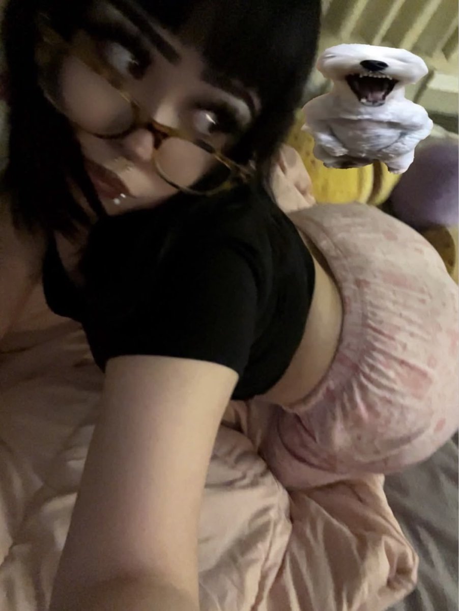 LA GOTHIQUE tweet media