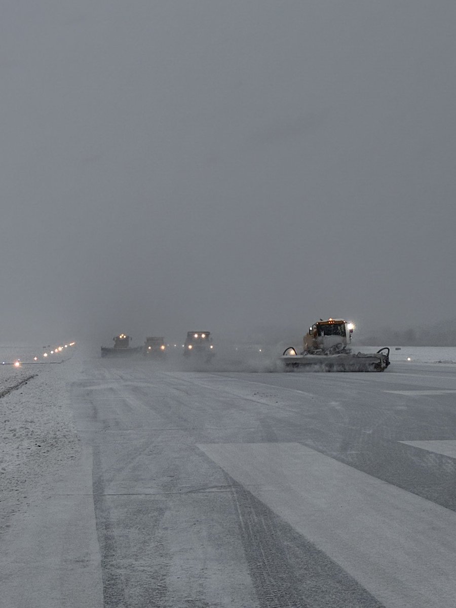 Tweed New Haven Airport tweet media