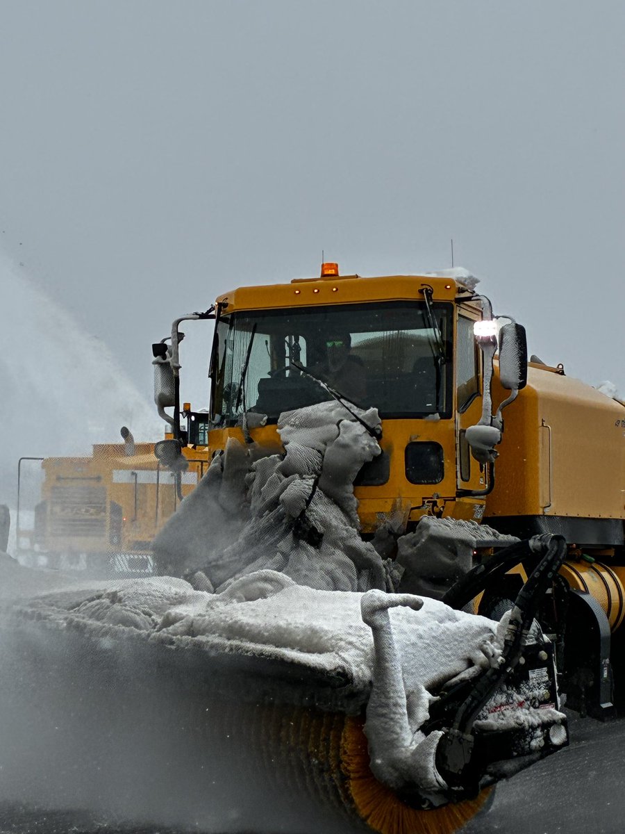 Tweed New Haven Airport tweet media