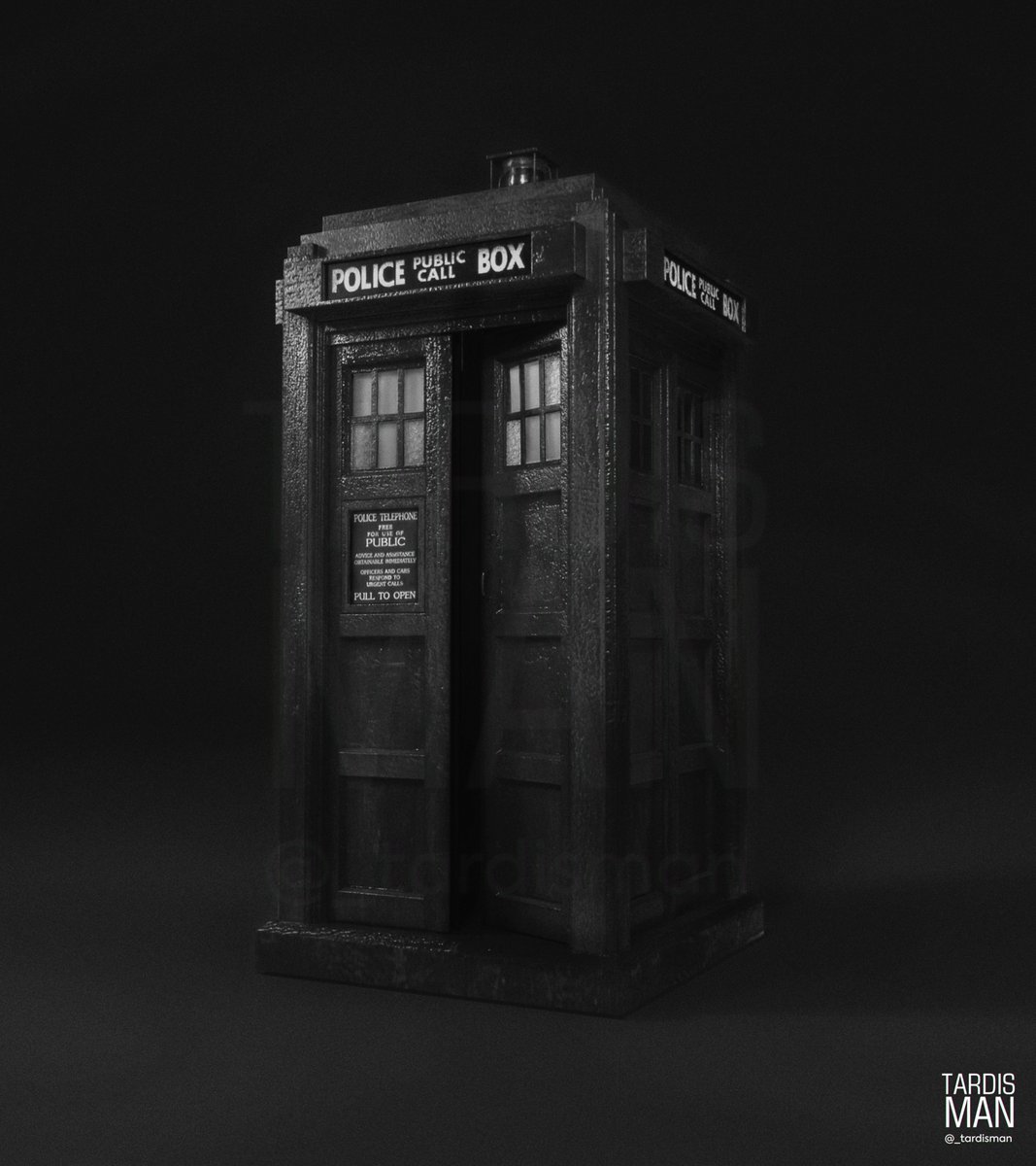 TARDISman550's tweet photo. Updated my Mc gann Exterior textures to feel more life like 

and recreated another still from the film promo images , just without Mc coy or Mc Gann 

Rendered in Keyshot

Enjoy folks 

#TARDIS #DoctorWho #3DModel  #McGann #RussellTDavies #Photoshop #BigFinish #doctorwhobbc https://t.co/5awFLCRdFS