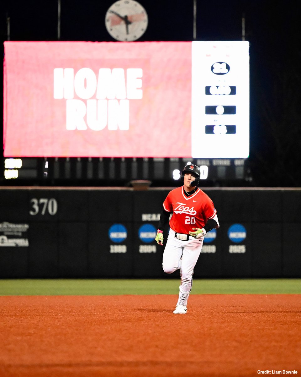 NCAA Baseball tweet media