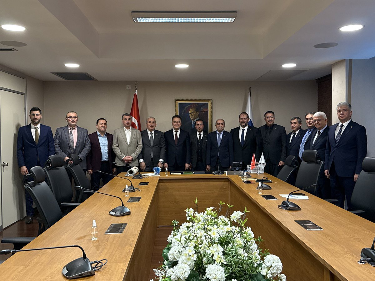 keremaltun65's tweet photo. TÜMORSİAD (Tüm Ortadoğu Sanayici ve İş Adamları Derneği) 
1.Olağan Genel Kongresinin ardından görev alan yeni Yönetim Kurulu Genel Başkanımız Sn.@alibabacan tarafından  @devapartisi Genel Merkezimizde kabul edildi. 
Genel Başkan #Muzaffer Bağ Beyefendinin Başkalığında ziyarete gelen TÜMORSİAD Yönetimiyle ülke ve iş dünyasının sorunları üzerinde görüş alışverişinde bulunuldu.
Ziyaretlerinden ötürü iş insanlarımıza teşekkür ederiz…
