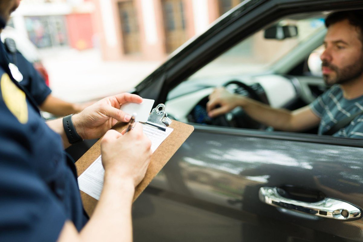 ticketschool's tweet photo. Trying to make sense of Virginia’s driver points system? You’re not the only one. Knowing how points are assigned—and how they impact your license and insurance—can help you stay ahead of costly consequences. Read the full guide here: https://t.co/b7Btcf6AFF https://t.co/1JCKzhMu9i