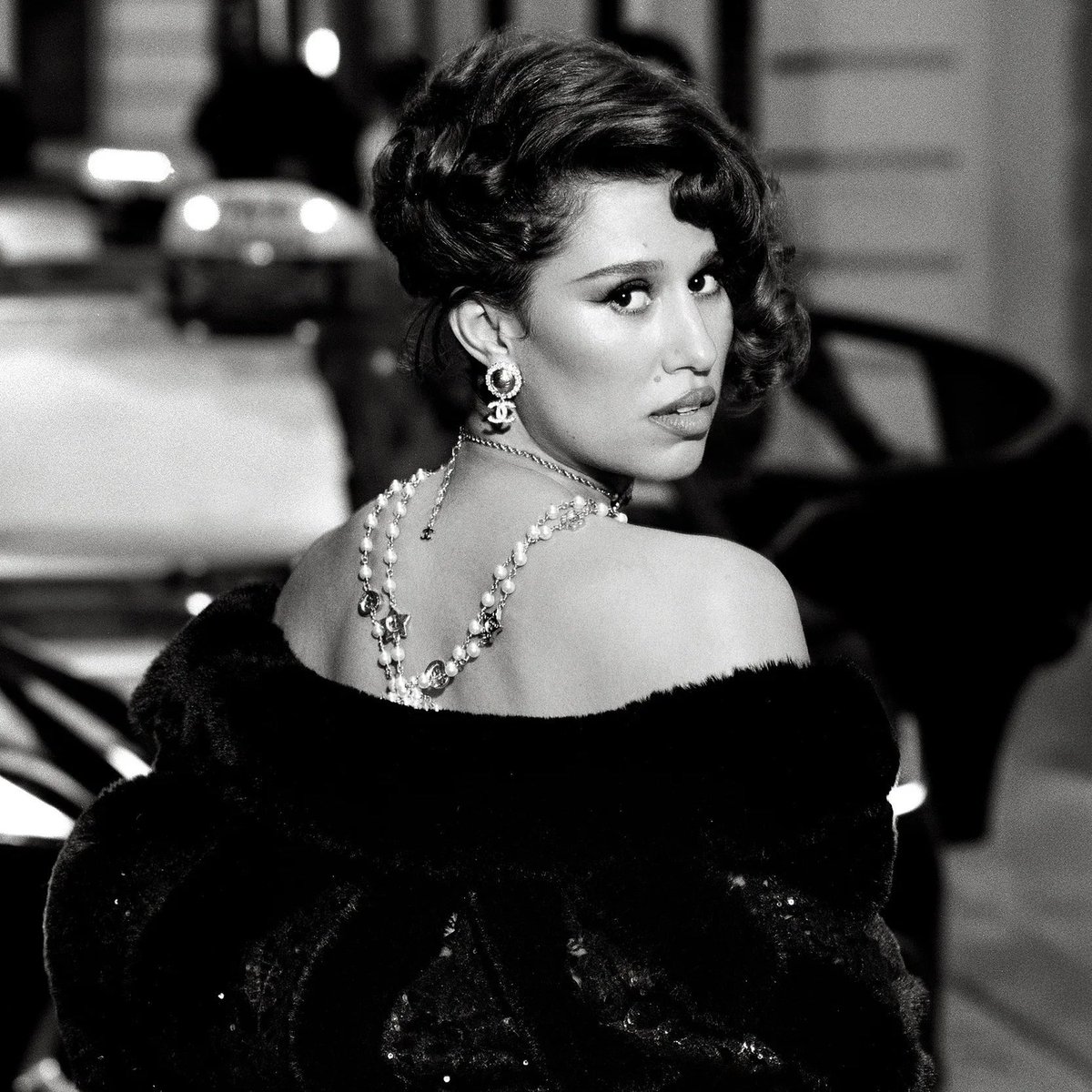 Pop Crave tweet media