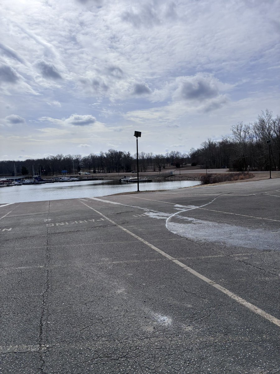 TheCashFargo's tweet photo. Any city and state I’m going to find a lake and I’m going to fish it lol https://t.co/kMOQBJB71u