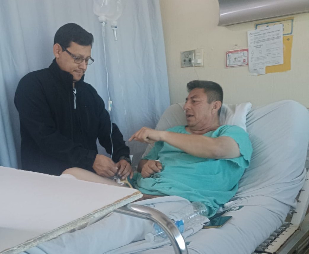 frajacadi's tweet photo. Muy agradecido con el @IMSS_Bienestar y a todo el personal que atendió y brindó su trabajo antes, durante y después de mi cirugía de próstata el 24 de Febrero en Cd Obregón. 

Mi más extensa gratitud al médico urólogo César Alejandro Valdéz Domínguez por su eficiente desempeño. https://t.co/eJjwAwd2Jb