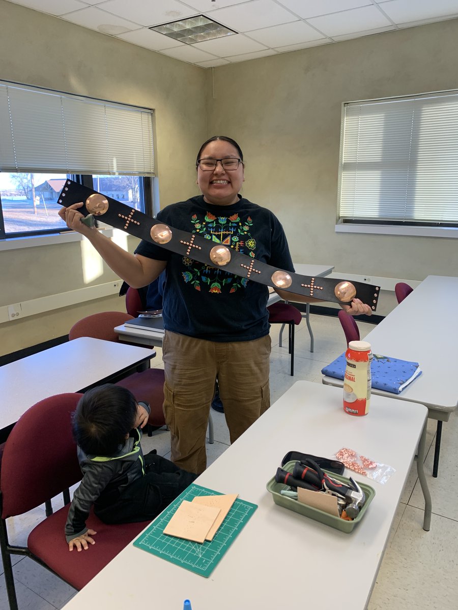 😍The Lakota Arts Club had its first in-person art gathering on Saturday, Feb. 21.🙌 If you're an SGU Student &amp; would like to join the Lakota Arts Club, please join here: Lakota Arts Classroom: classroom.google.com/c/ODQwNDA4MDMw…
For more info, call: Shania Black Bear-Searby at 605-319-6050.