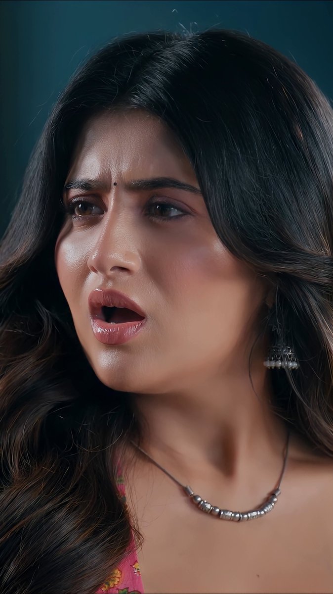 NaughtySirisha's tweet photo. Rashi Singh from "3 Roses" - Watch 4K Slow Motion Vertical Video Edit❤‍🔥 -

>>>> https://t.co/p0Q5SRyB2o  

#RashiSingh #3Roses #RashiSinghhot #Actresshot #ActressEdits #VerticalVideo #Slowmotion #4K https://t.co/PkJsutQS5G